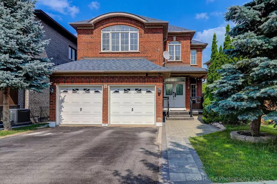 15 Leyburn AVE, Richmond Hill, ON L4C 0R2