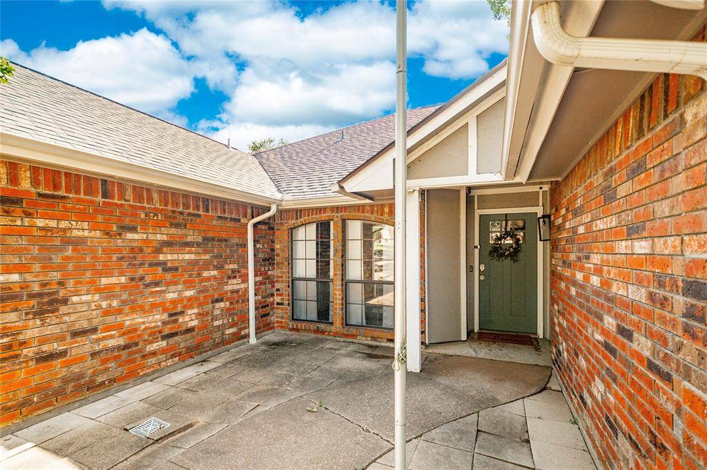 Flower Mound, TX 75028,4985 Wolf Creek Trail
