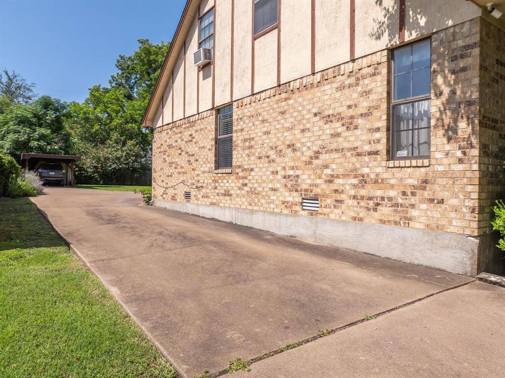 Hillsboro, TX 76645,310 Carr Street