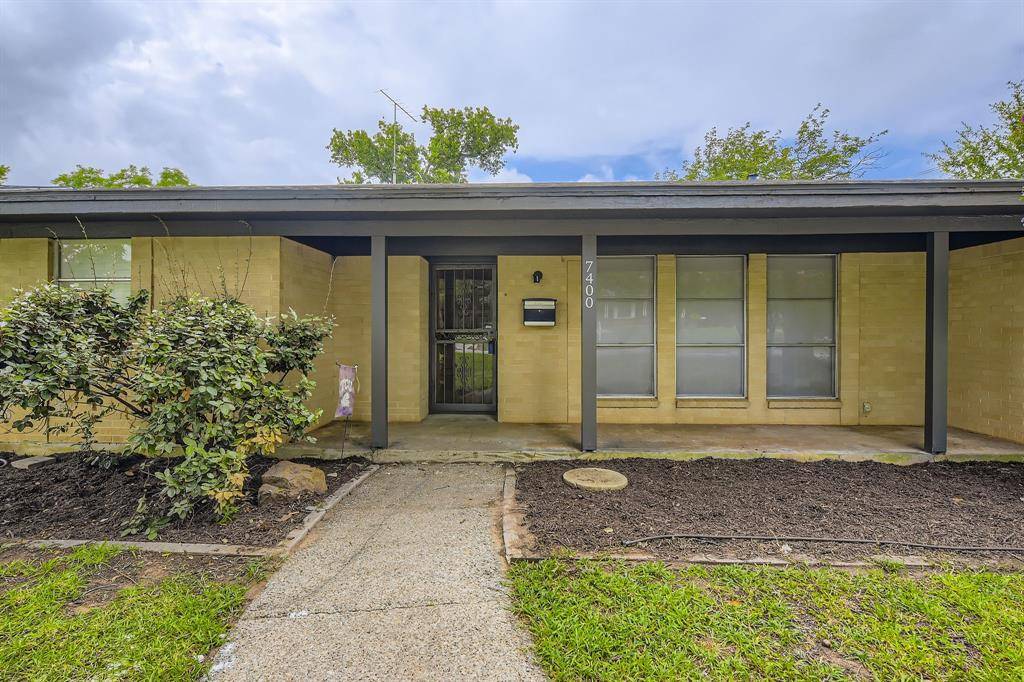 Fort Worth, TX 76112,7400 Yolanda Drive