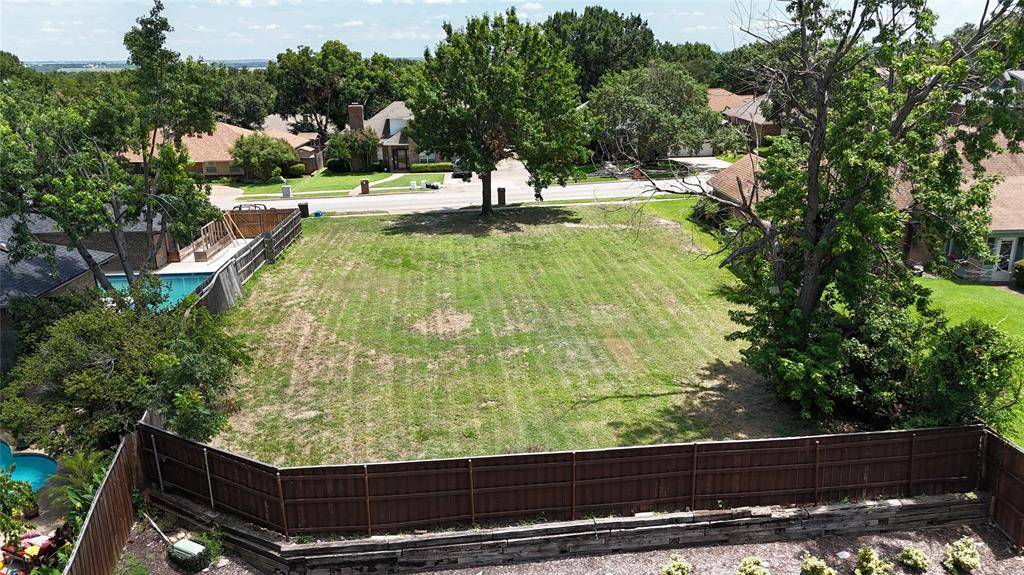 Benbrook, TX 76126,10004 Stoneleigh Drive