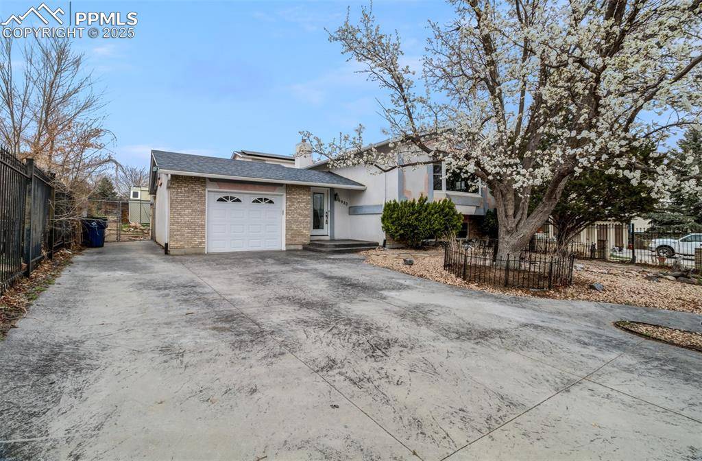 Colorado Springs, CO 80911,6920 Blue River WAY