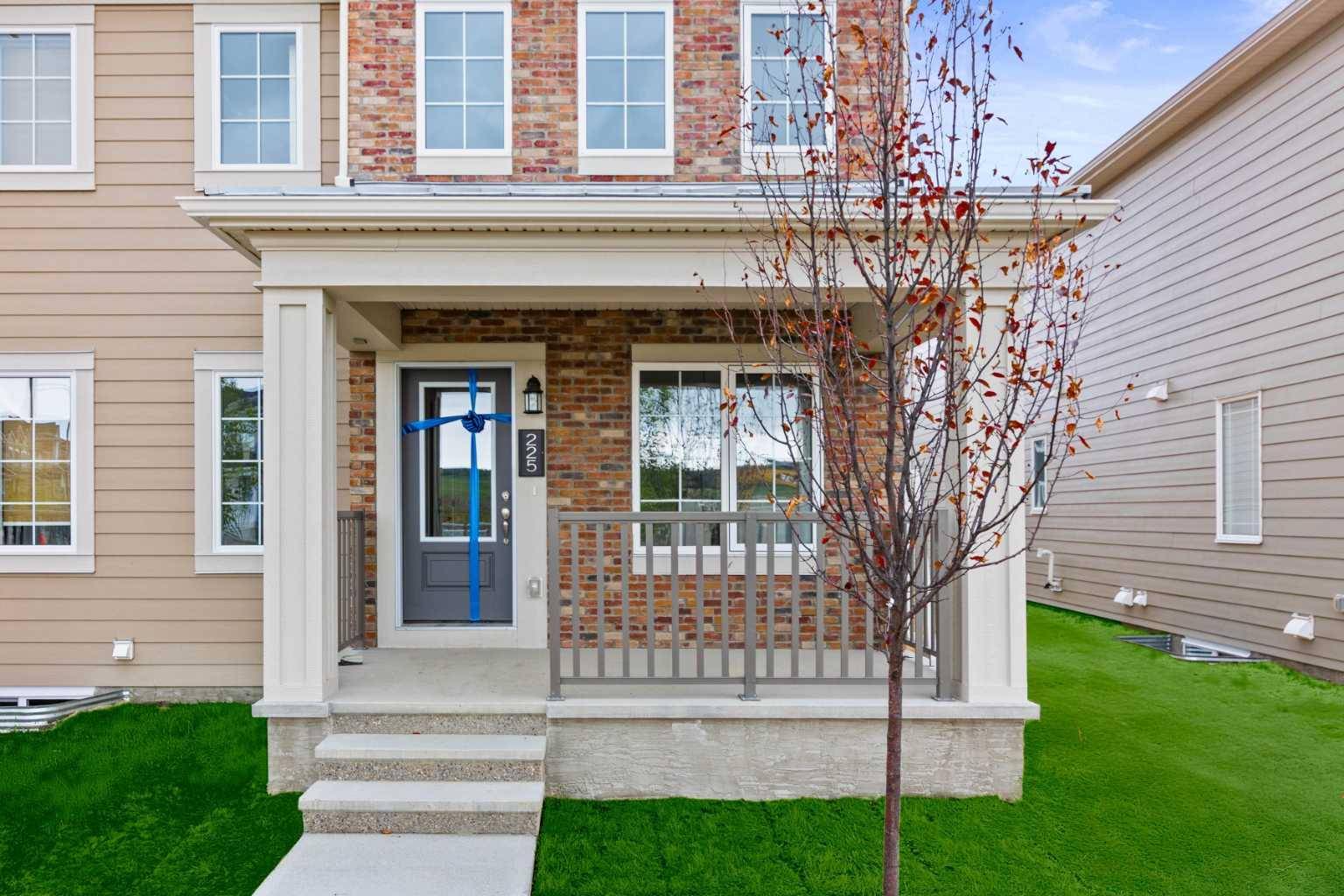 Calgary, AB T2X 5H6,225 Yorkville BLVD SW