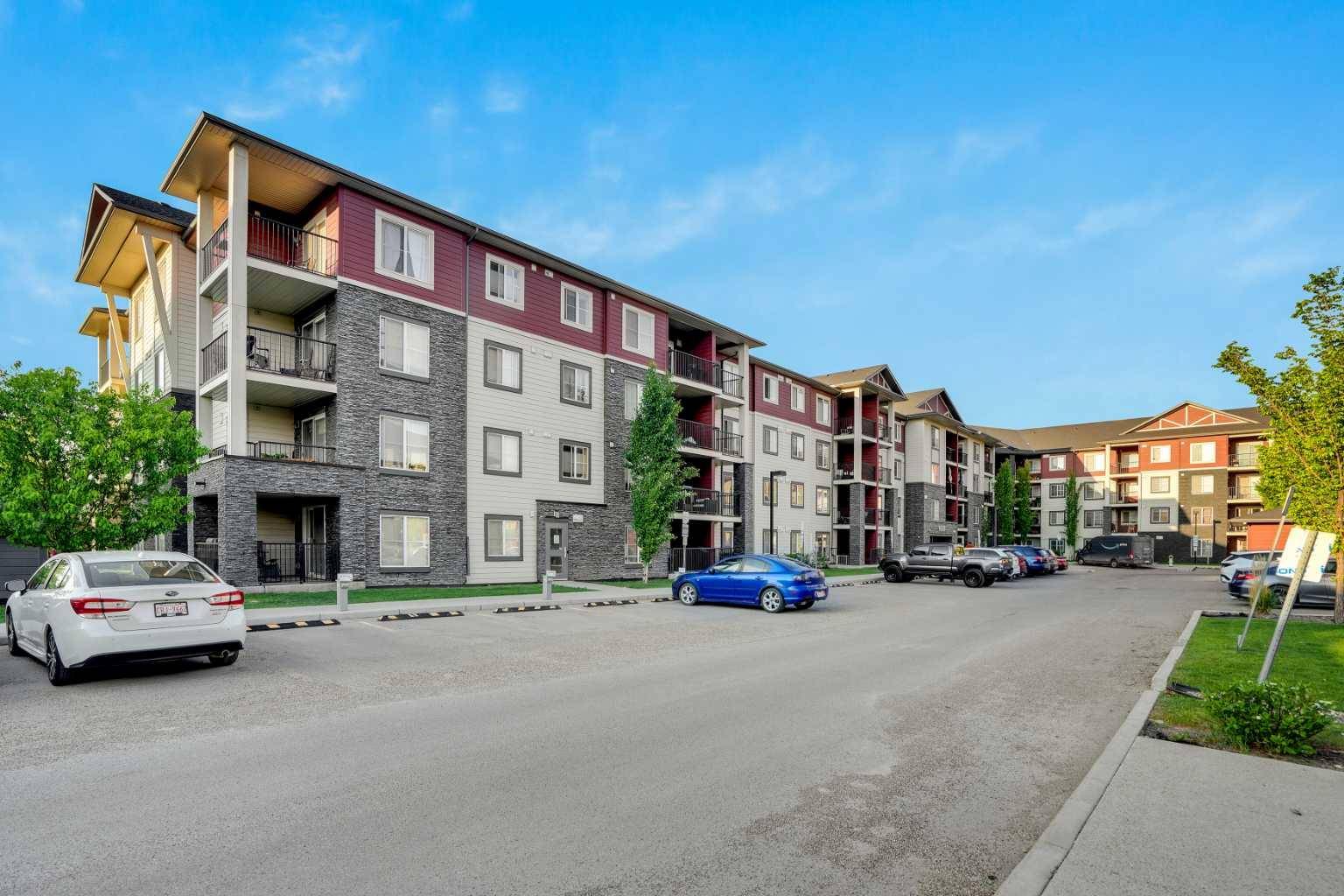 Calgary, AB T2X 2B9,81 Legacy BLVD SE #1205