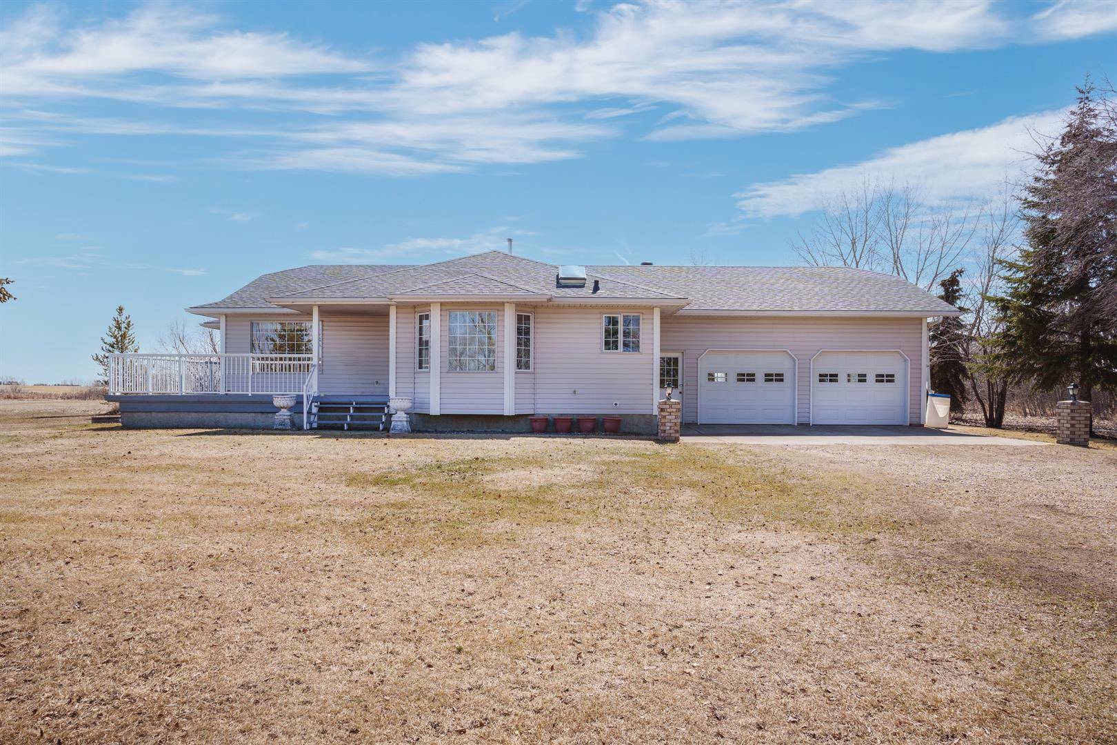 46445 Range Road 200, Rural Camrose County, AB T0B2M1