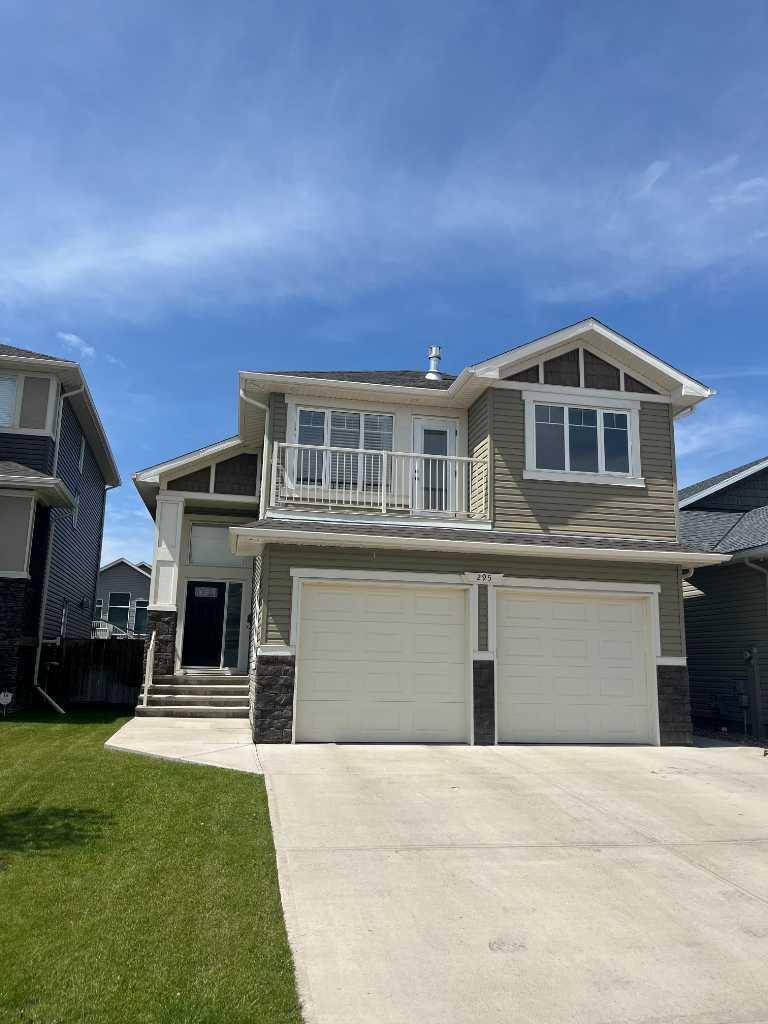 Lethbridge, AB T1K 5V5,295 Sixmile RDG South