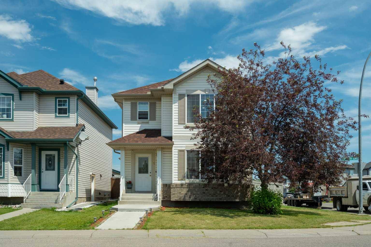 34 Tarington GDNS NE, Calgary, AB T3J 4N1