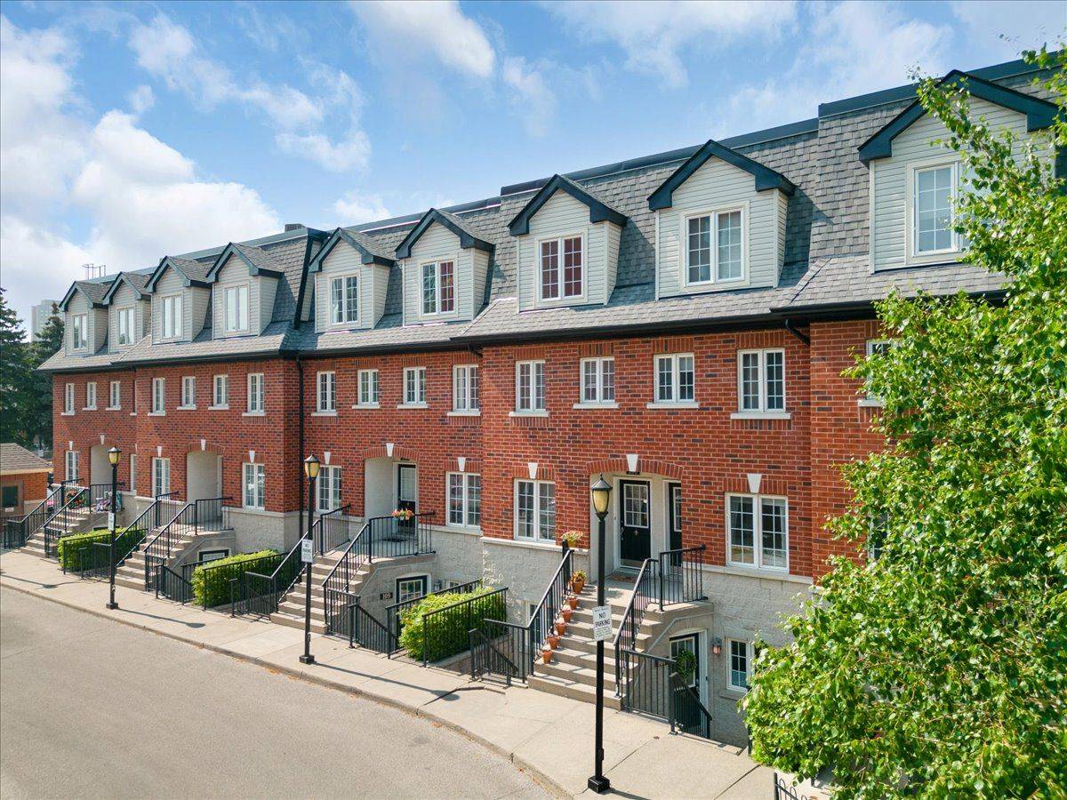 262 St Helens AVE #107, Toronto C01, ON M6H 4A4