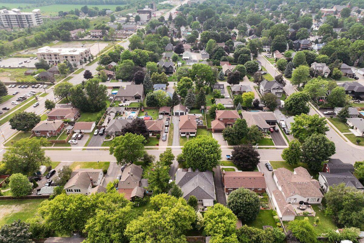 Milton, ON L9T 1E5,33 MILES ST
