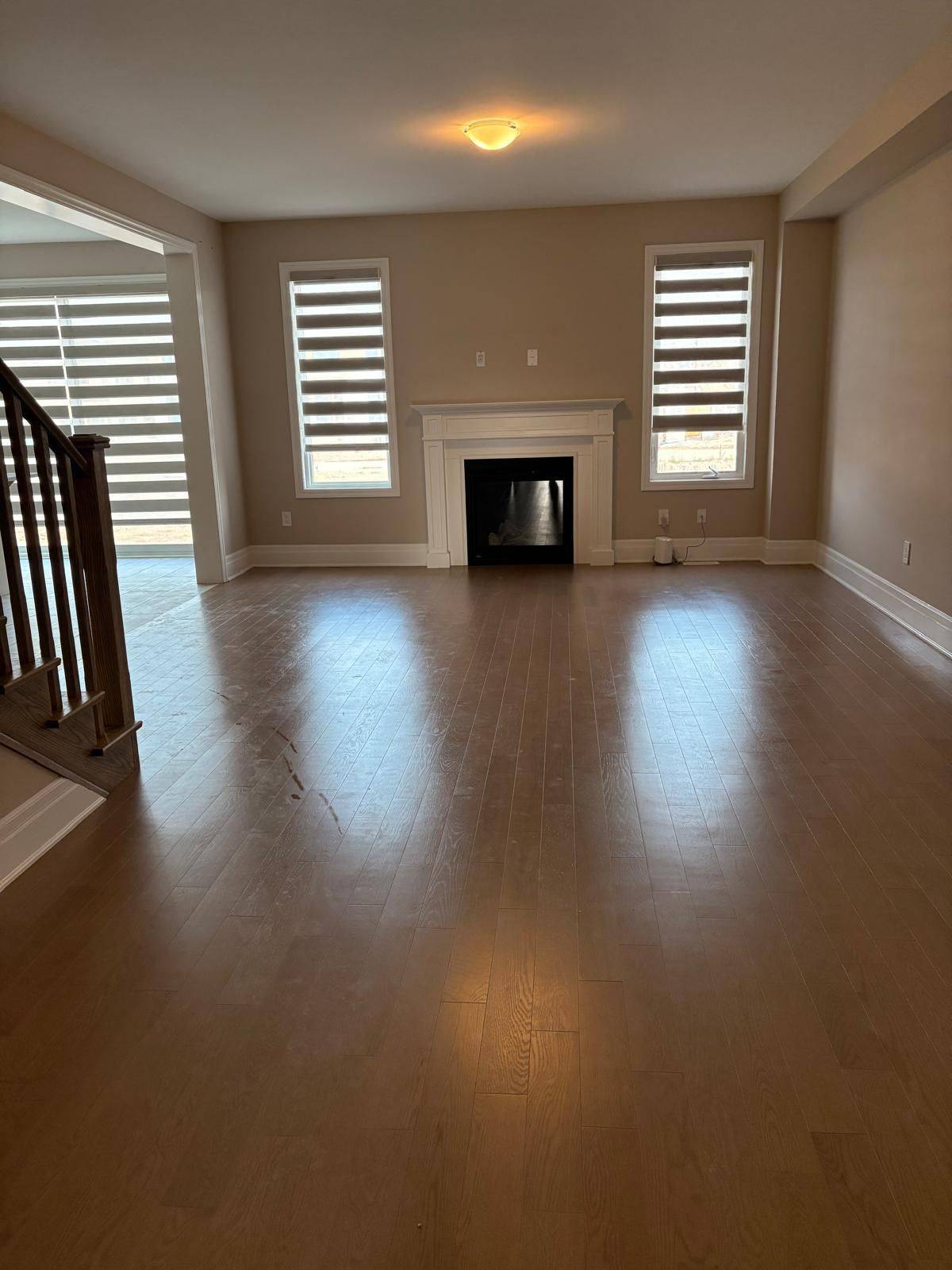 Milton, ON L9T 2X5,361 Marigold CT