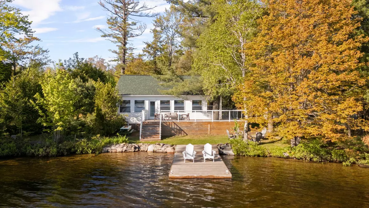 Gravenhurst, ON P1P 1R3,1166 NORTH SHORE DR #3