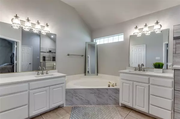 Hurst, TX 76053,209 Blossom Lane