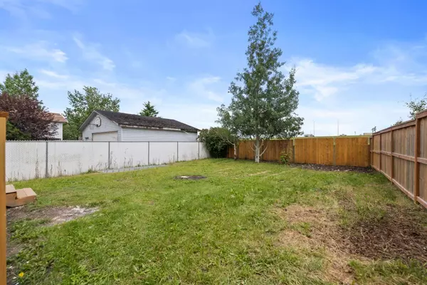 Calgary, AB T2A6V5,58 Aberdare WAY Northeast