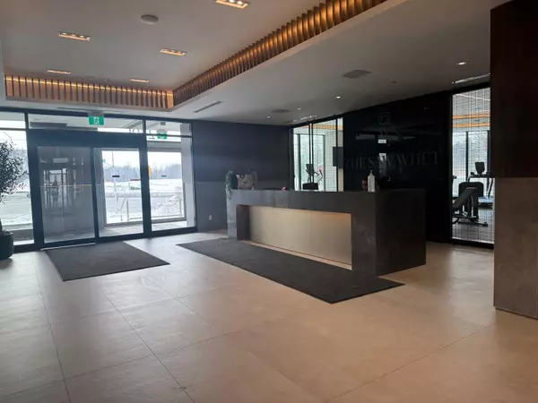 Oakville, ON L6M 5N2,2501 Saw Whet BLVD #420