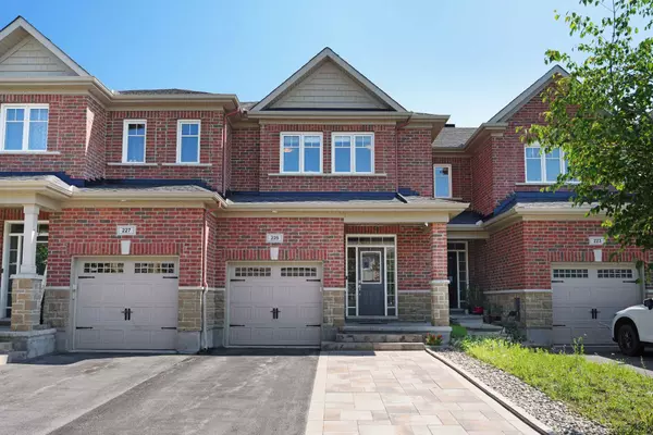 225 Losino CRES, Kanata, ON K2V 0E4