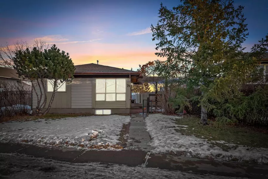 79 abalone WAY NE, Calgary, AB T2A6Y1