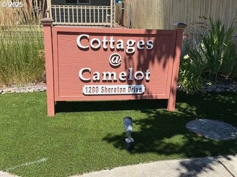 Eugene, OR 97401,1200 SHERATON DR #4
