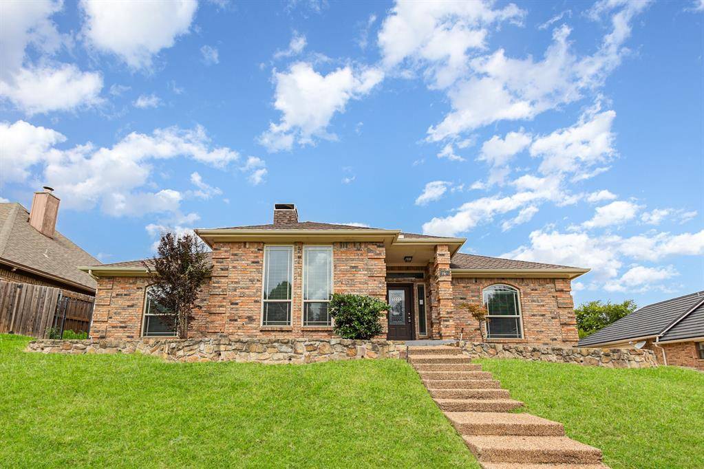 3233 David Drive, Hurst, TX 76054