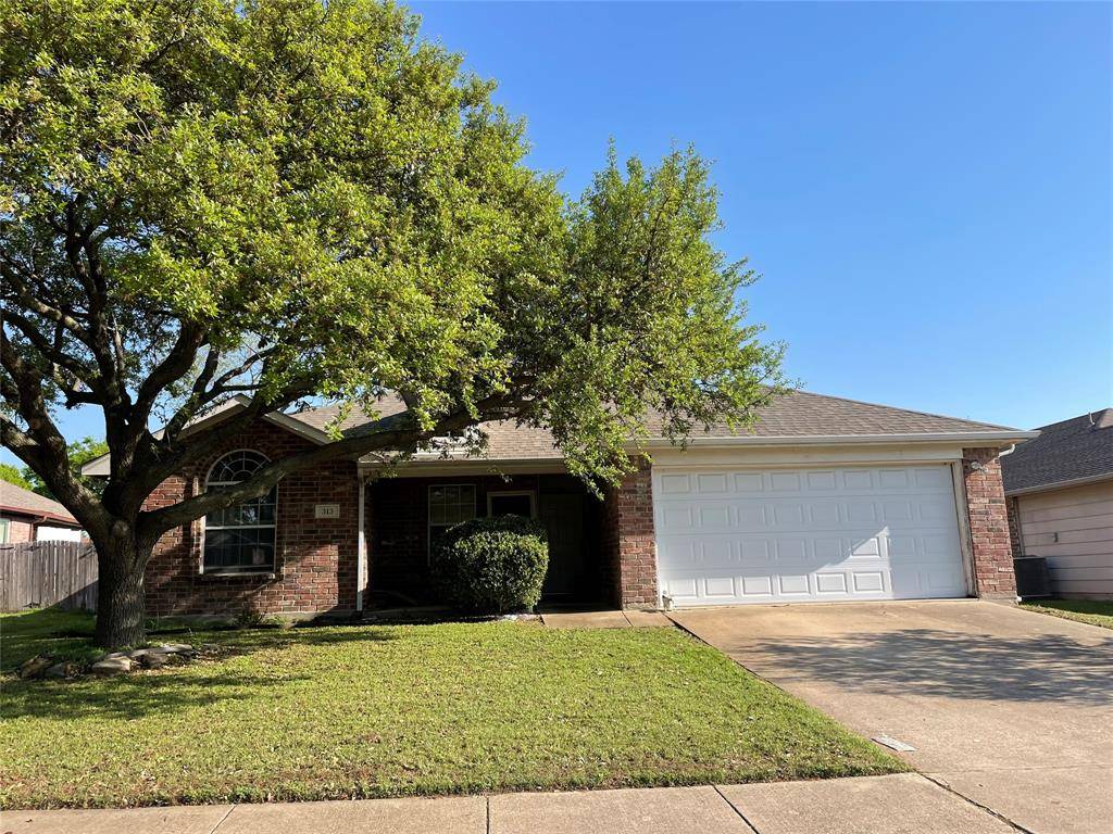 313 Cedar Drive,  Garland,  TX 75040