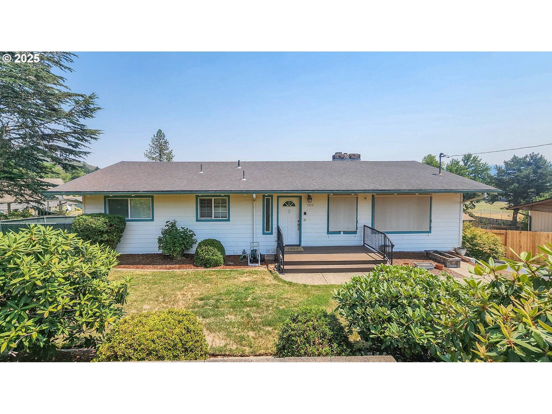 Roseburg, OR 97471,1929 NW LYNWOOD ST
