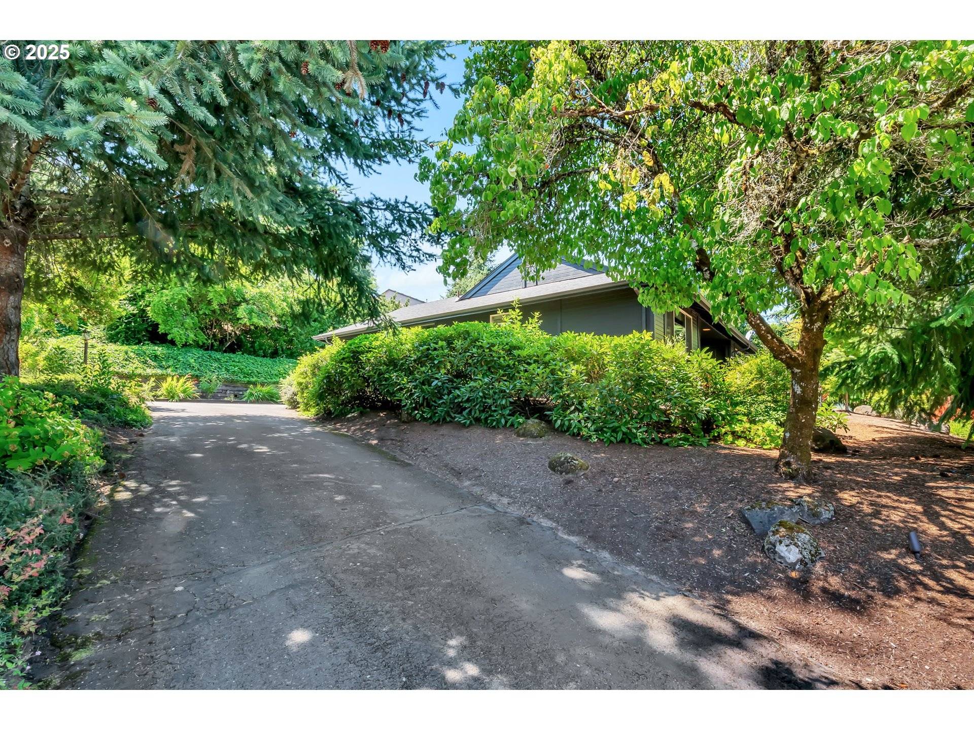 Salem, OR 97302,3532 AUGUSTA NATIONAL DR