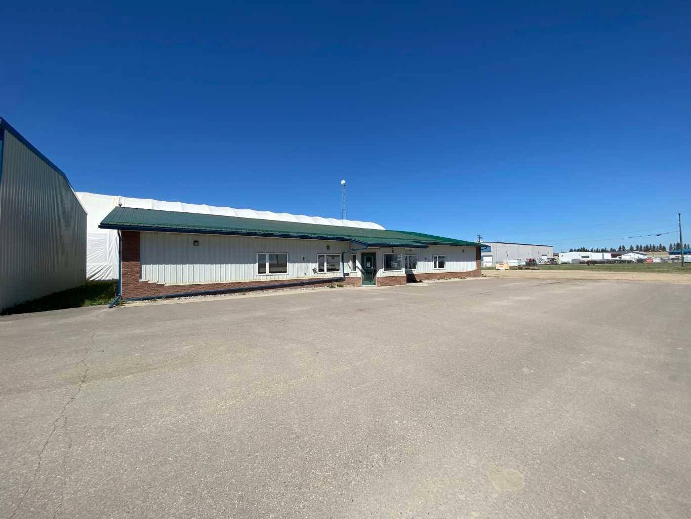 Ponoka, AB T4J 1J8,6701 & 6705 44 Avenue