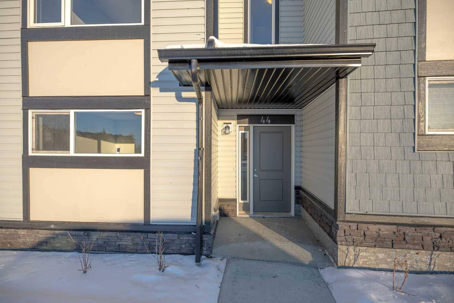 Calgary, AB T3P 0Y1,44 Evanscrest MNR Northwest