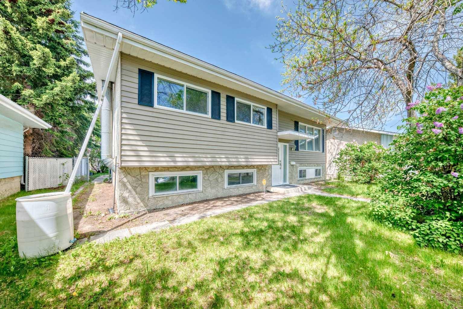 Calgary, AB T2K 1C3,7119 4 ST NW