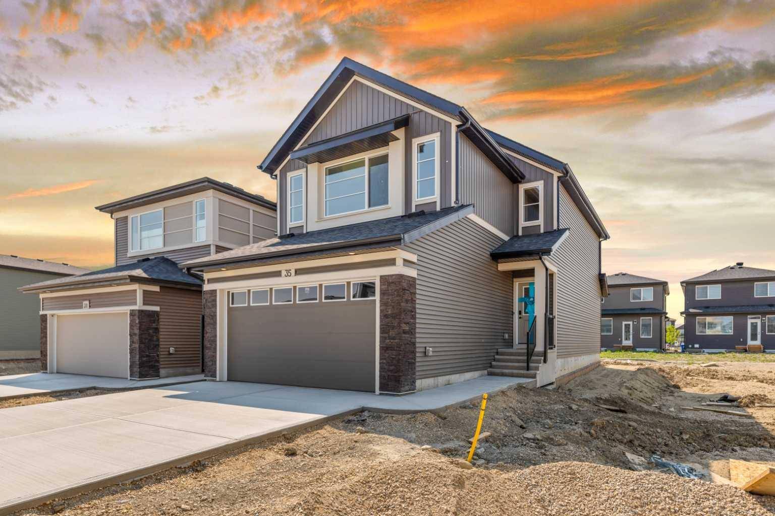 Calgary, AB T3N 2L4,35 Corner Glen Common Northeast