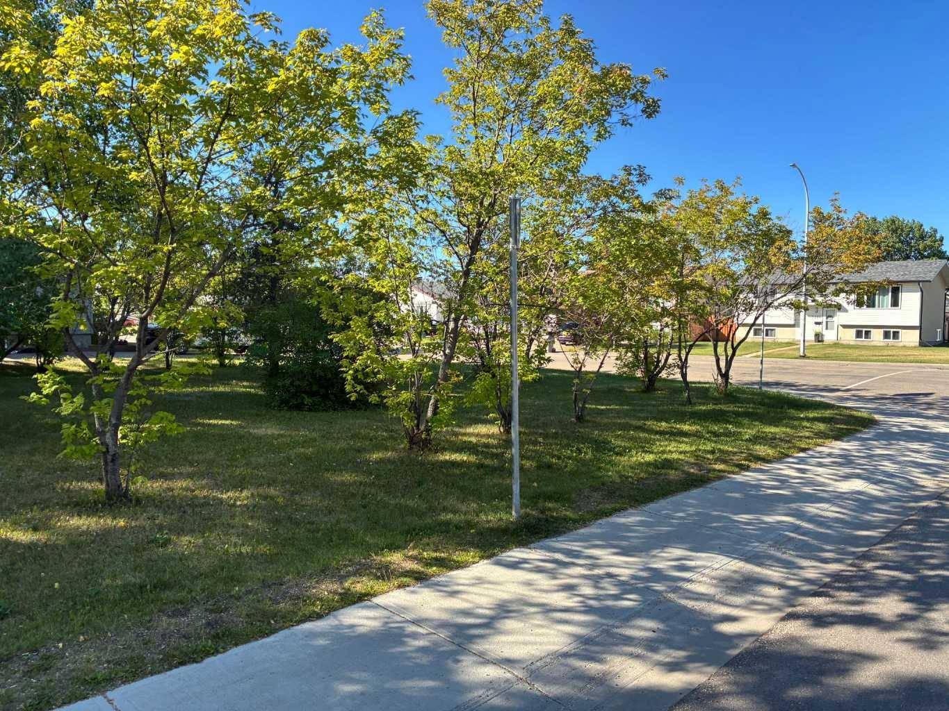 Grande Prairie, AB T8V 3Z5,7715 Patterson DR