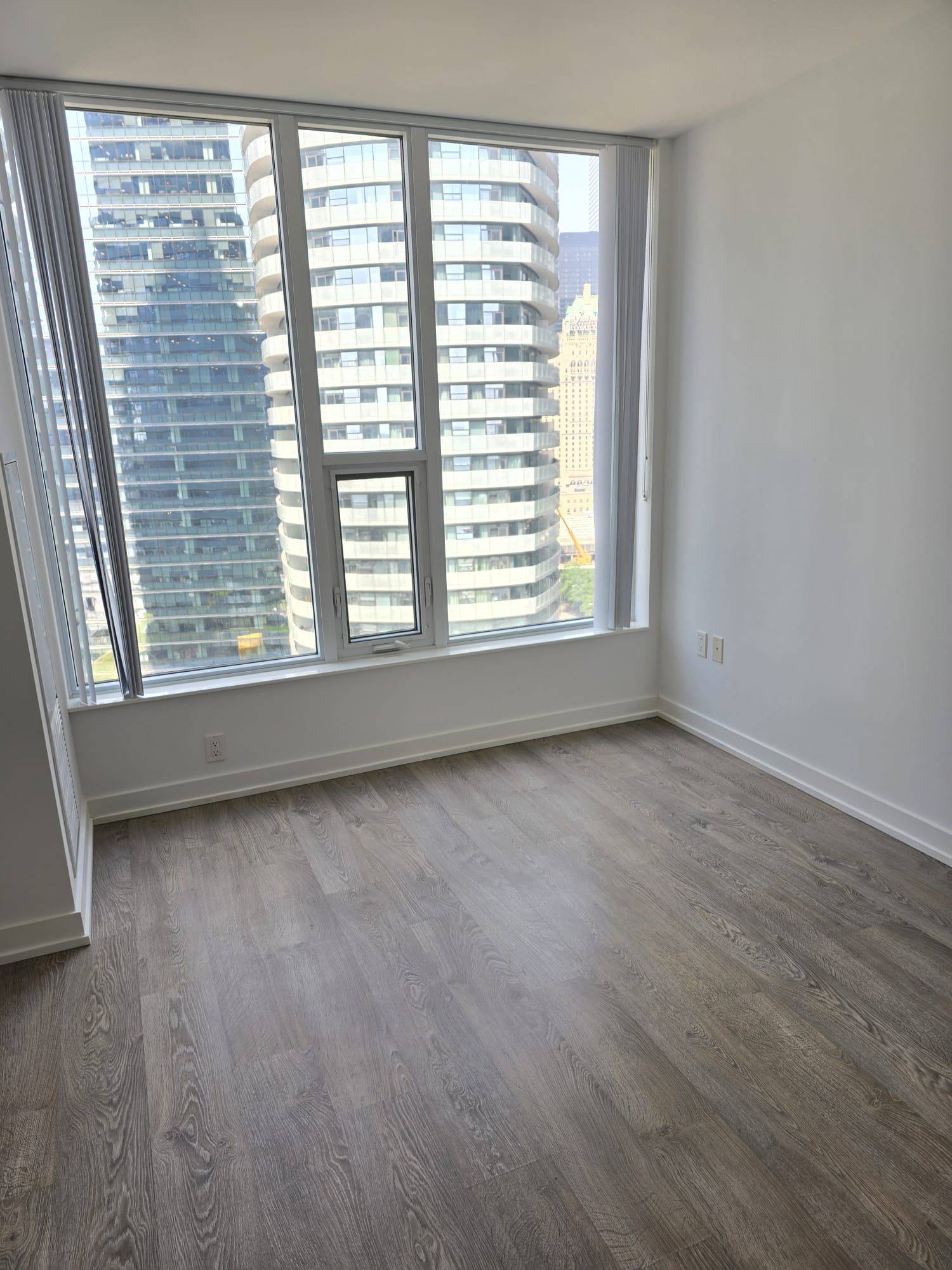Toronto C01, ON M5J 0E1,10 York ST #1901