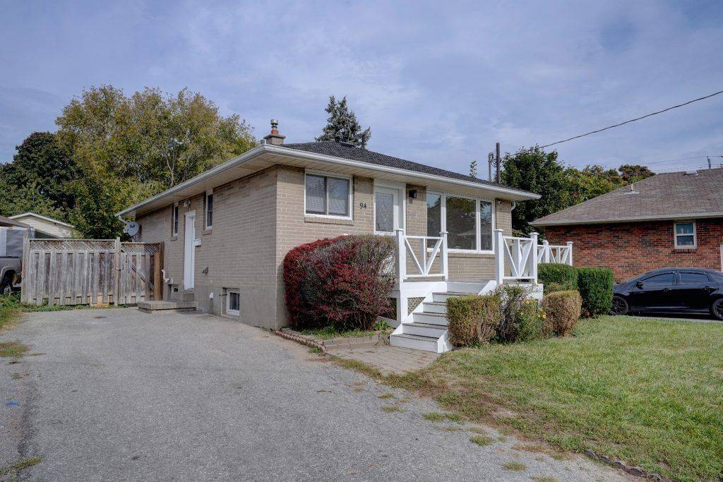 Oshawa, ON L1H 3X9,94 Wellington AVE W #Bsmt