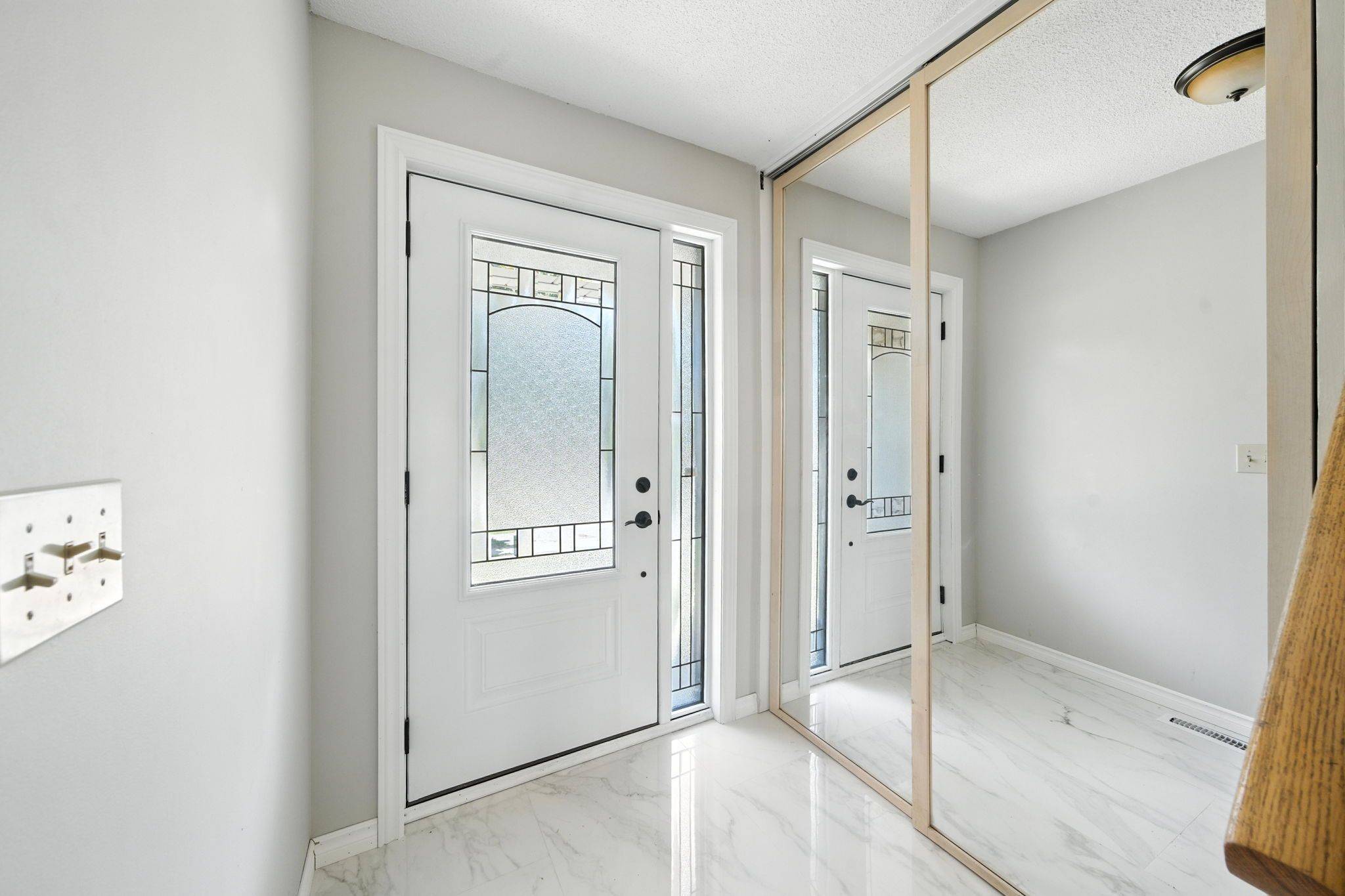 Oshawa, ON L1J 8K4,910 Renaissance DR