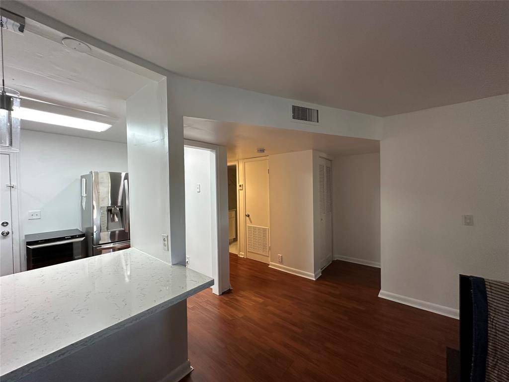 Boca Raton, FL 33428,22615 SW 66 Ave