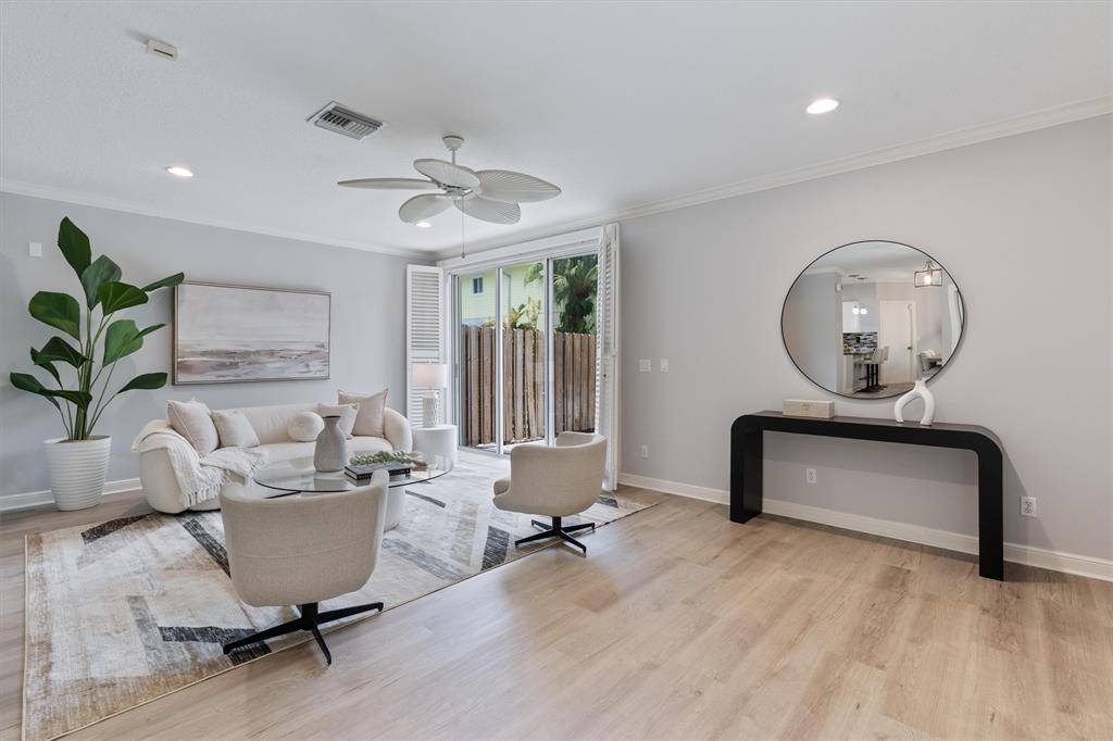 Fort Lauderdale, FL 33315,604 SW 8th Ave ##2
