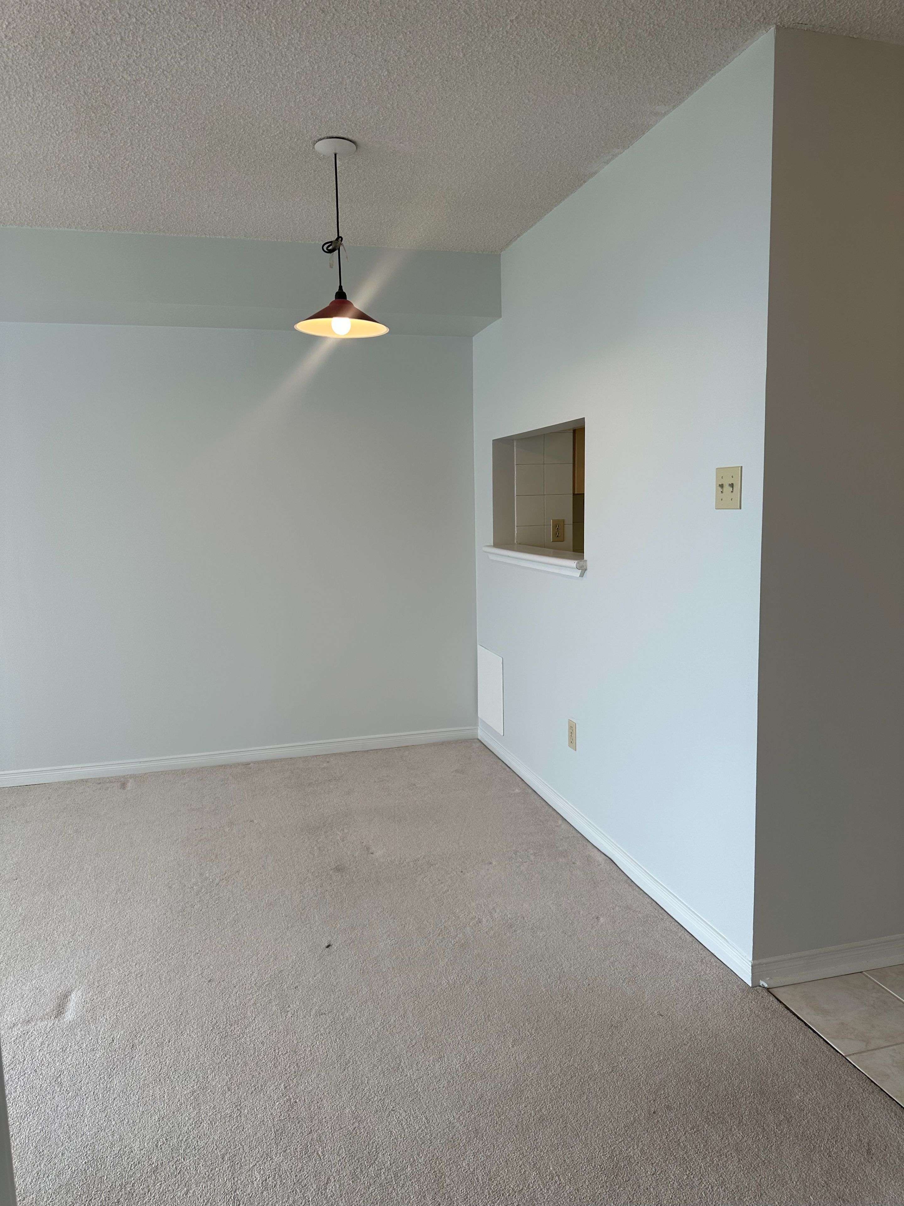 Mississauga, ON L5A 4G5,75 King ST E #1103