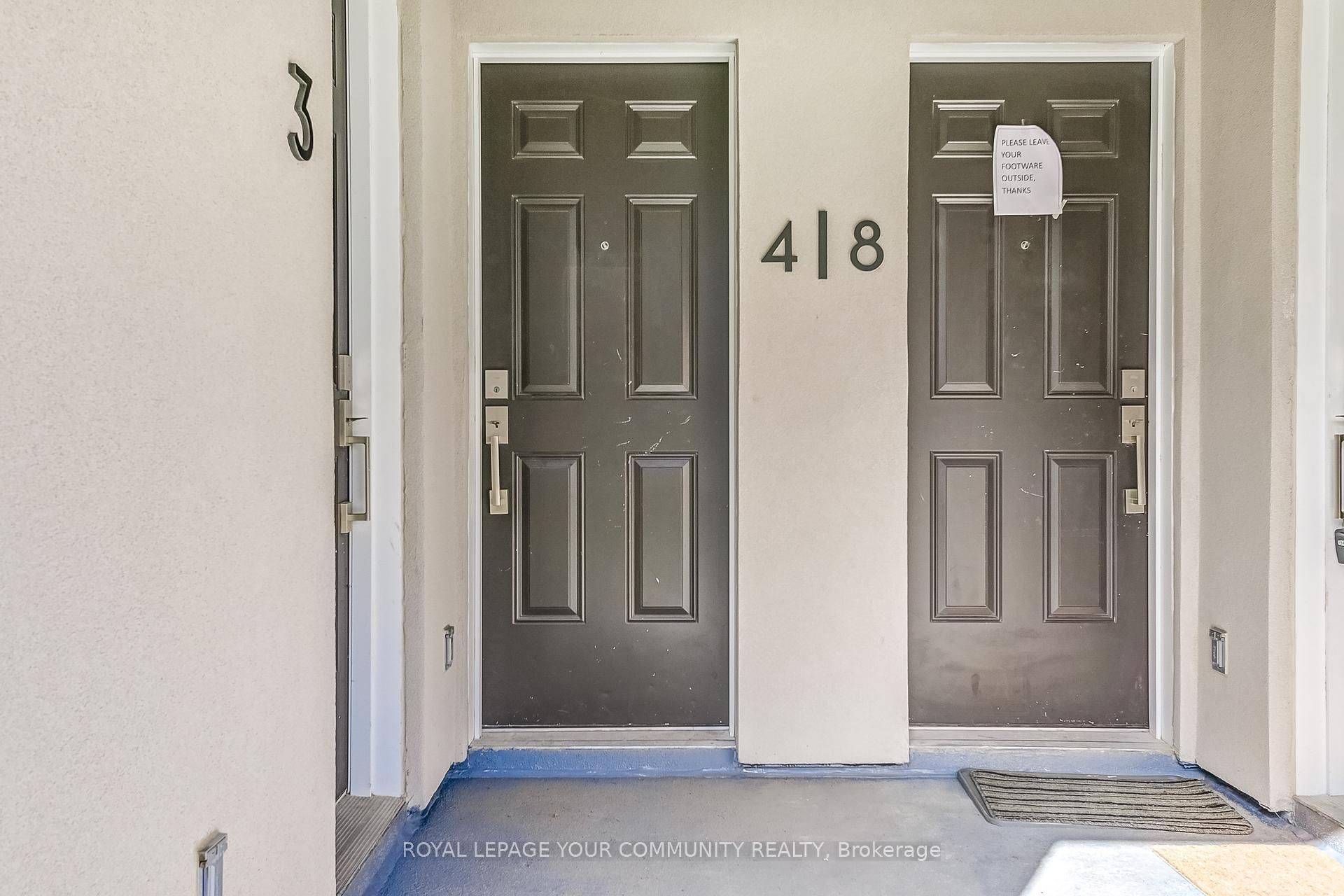 Mississauga, ON L4W 0G6,4017 Hickory DR #Unit 4