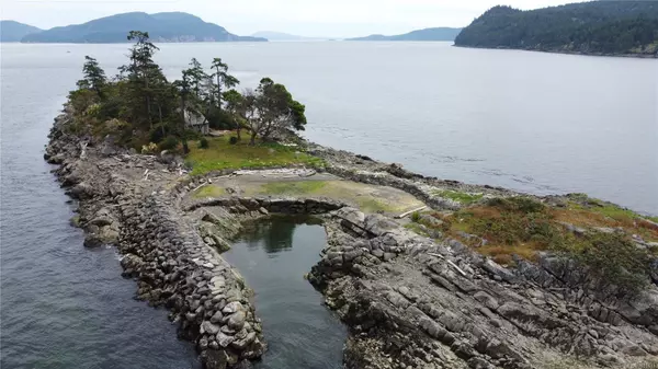 0 Fane Island, Gulf Islands, BC A1A 1A1