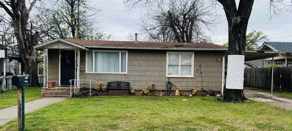 2419 Olive Street, Vernon, TX 76384