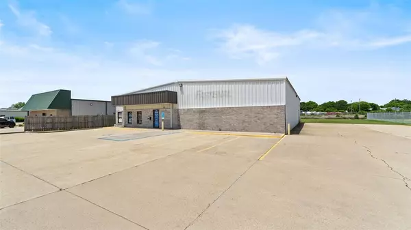 4911-B Shed Road, Bossier City, LA 71111