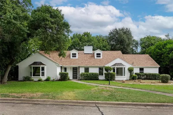 2849 Reedcroft Drive, Farmers Branch, TX 75234