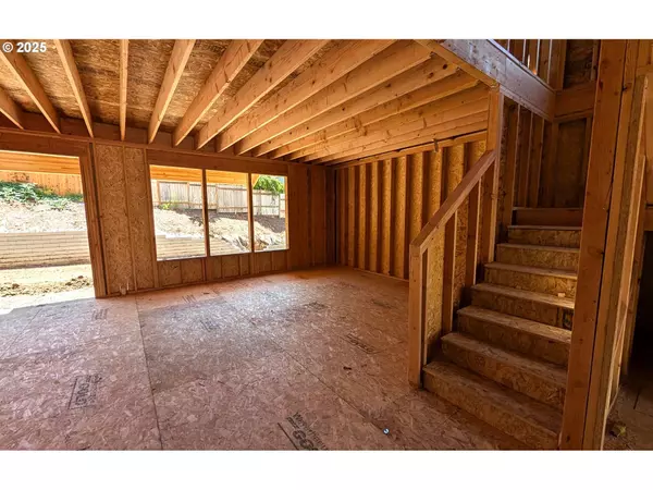 Newberg, OR 97132,1000 E RORK CT #Lot 4
