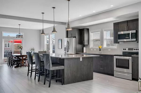 308 South Point SQ Southwest, Airdrie, AB T4B 5C3