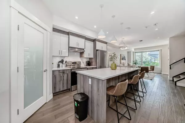 Calgary, AB T2E 0K9,301 5 AVE Northeast
