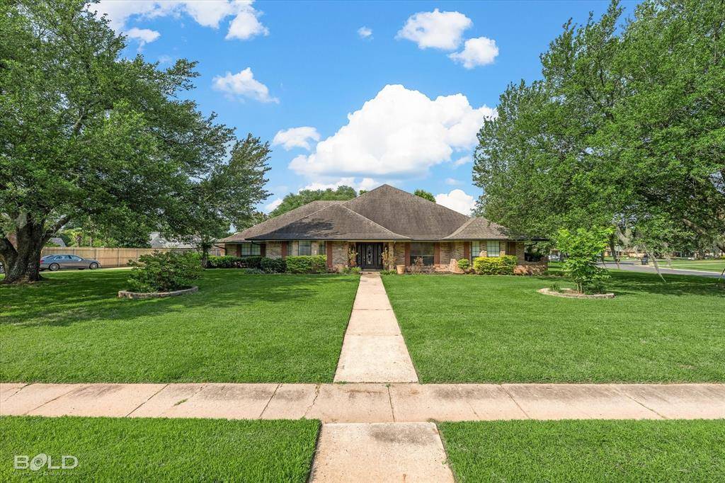 Bossier City, LA 71111,332 Greenacres Boulevard