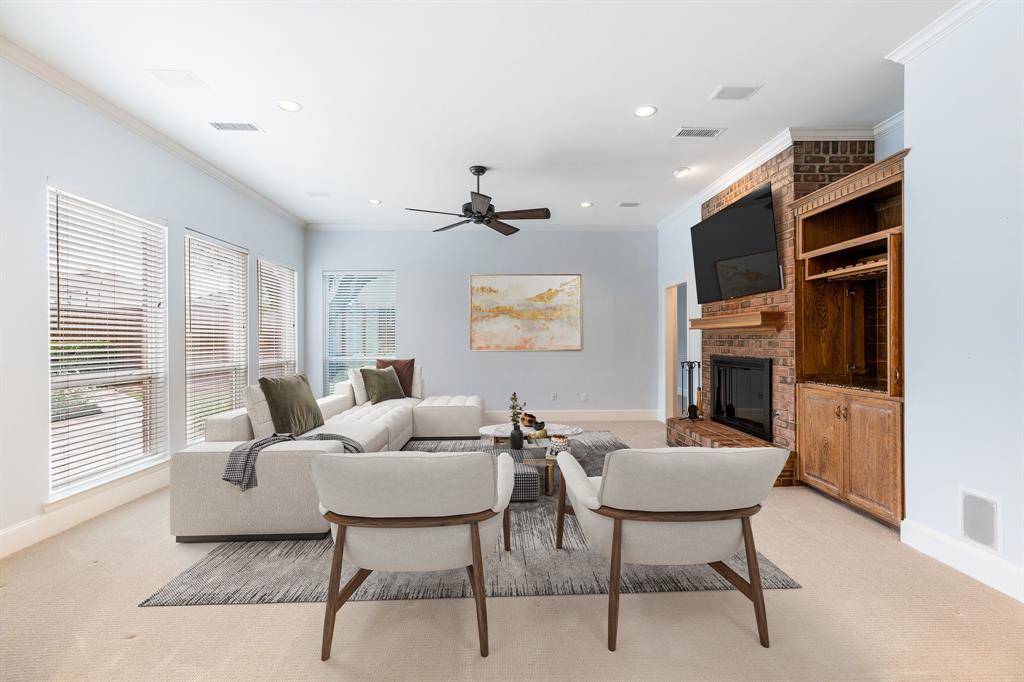 Plano, TX 75093,5913 Kensington Drive