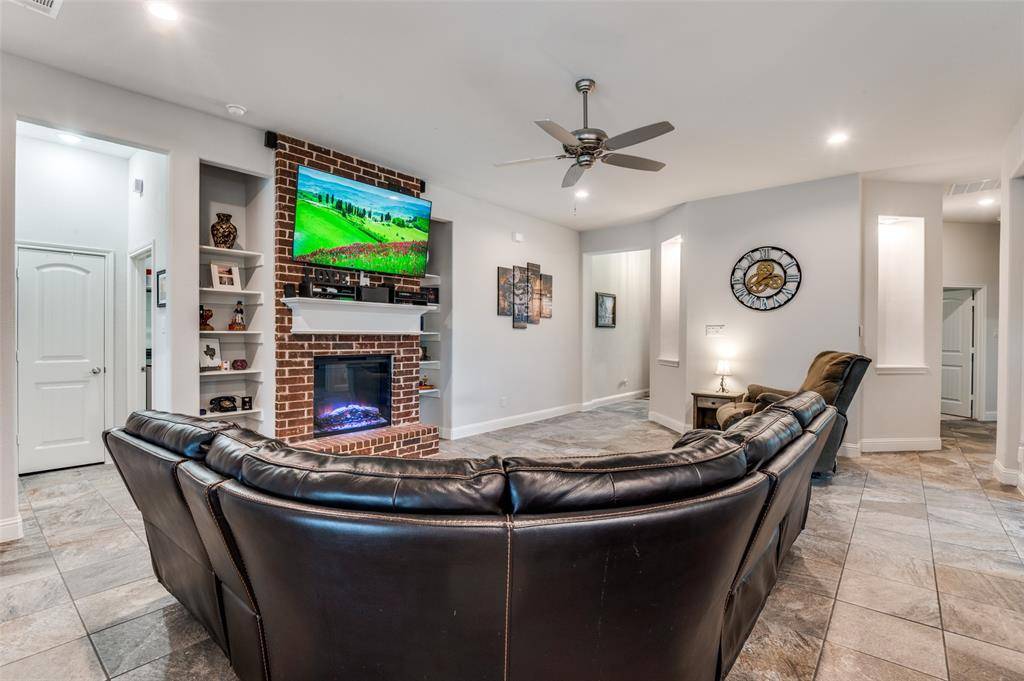 Venus, TX 76084,230 Highgate Drive