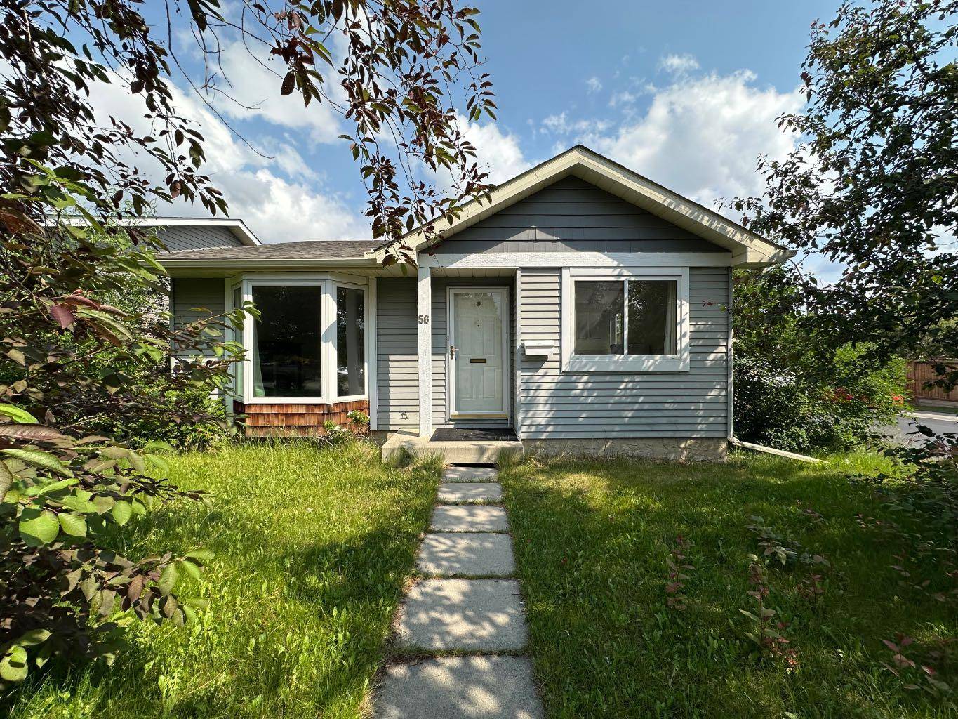 56 Macewan DR Northwest, Calgary, AB t3k2p7