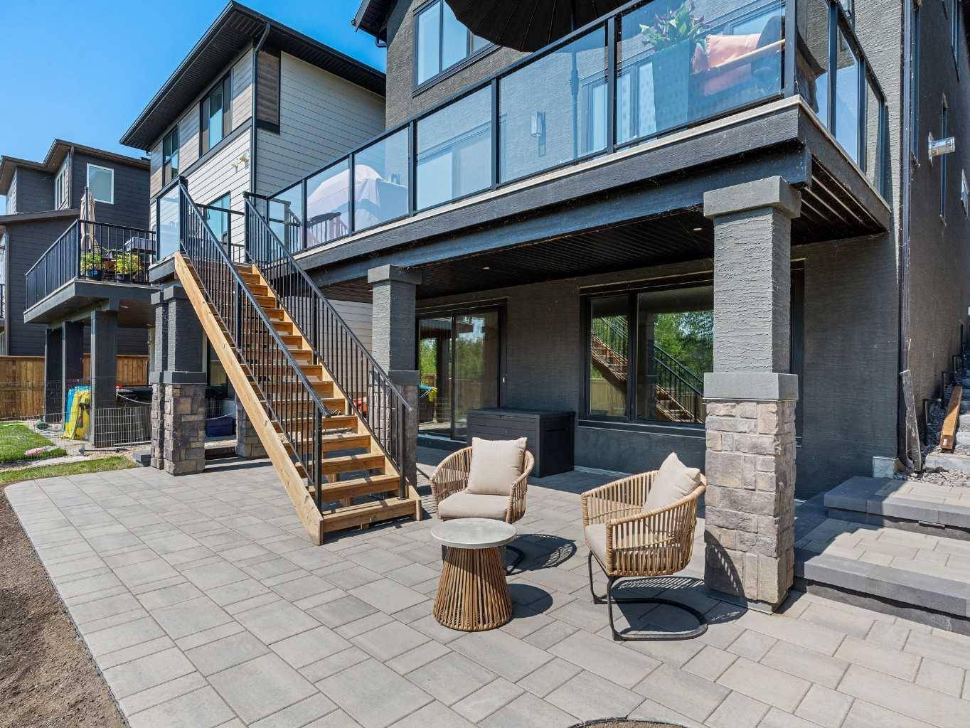 Calgary, AB T3M 3N5,468 Cranbrook GDNS Southeast
