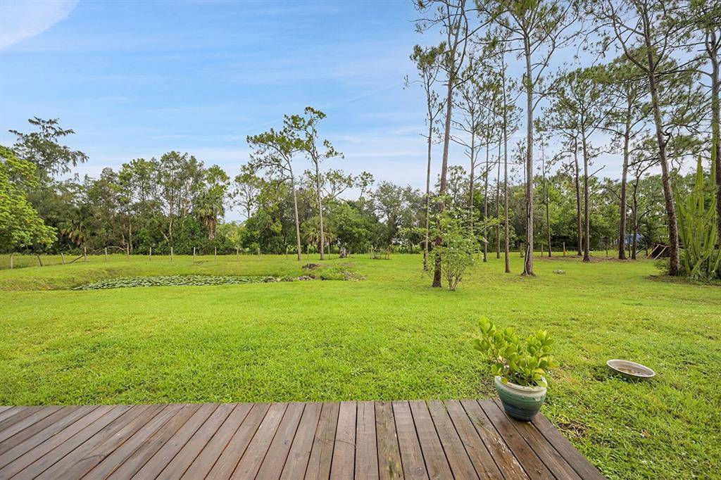 Loxahatchee, FL 33470,14767 66th St